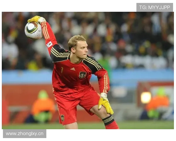 诺伊尔本赛季德甲表现稳健,门神状态持续提升 诺伊尔本赛季德甲表现稳健,门神状态持续提升