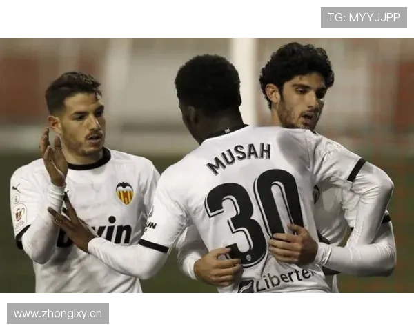 瓦伦西亚:传统强队光环消退,竞争格局变化,本赛季走势面临考验 瓦伦西亚:传统强队光环消退,竞争格局变化,本赛季走势面临考验